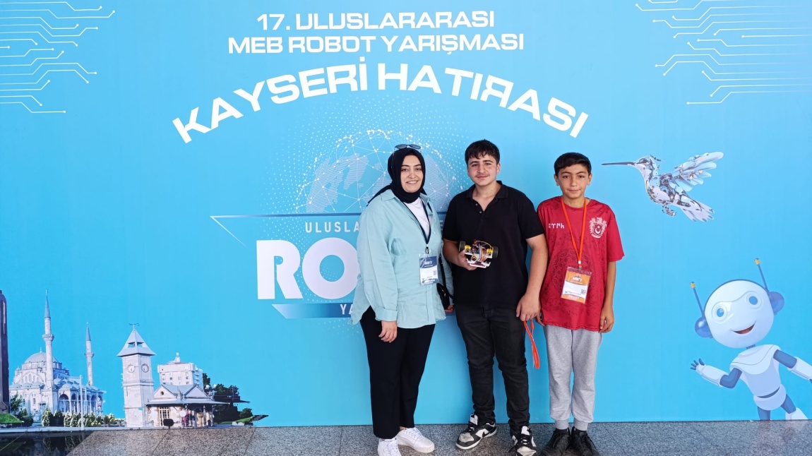 17. ULUSLARARASI MEB ROBOT YARIŞMASINA KATILIM SAĞLANDI.